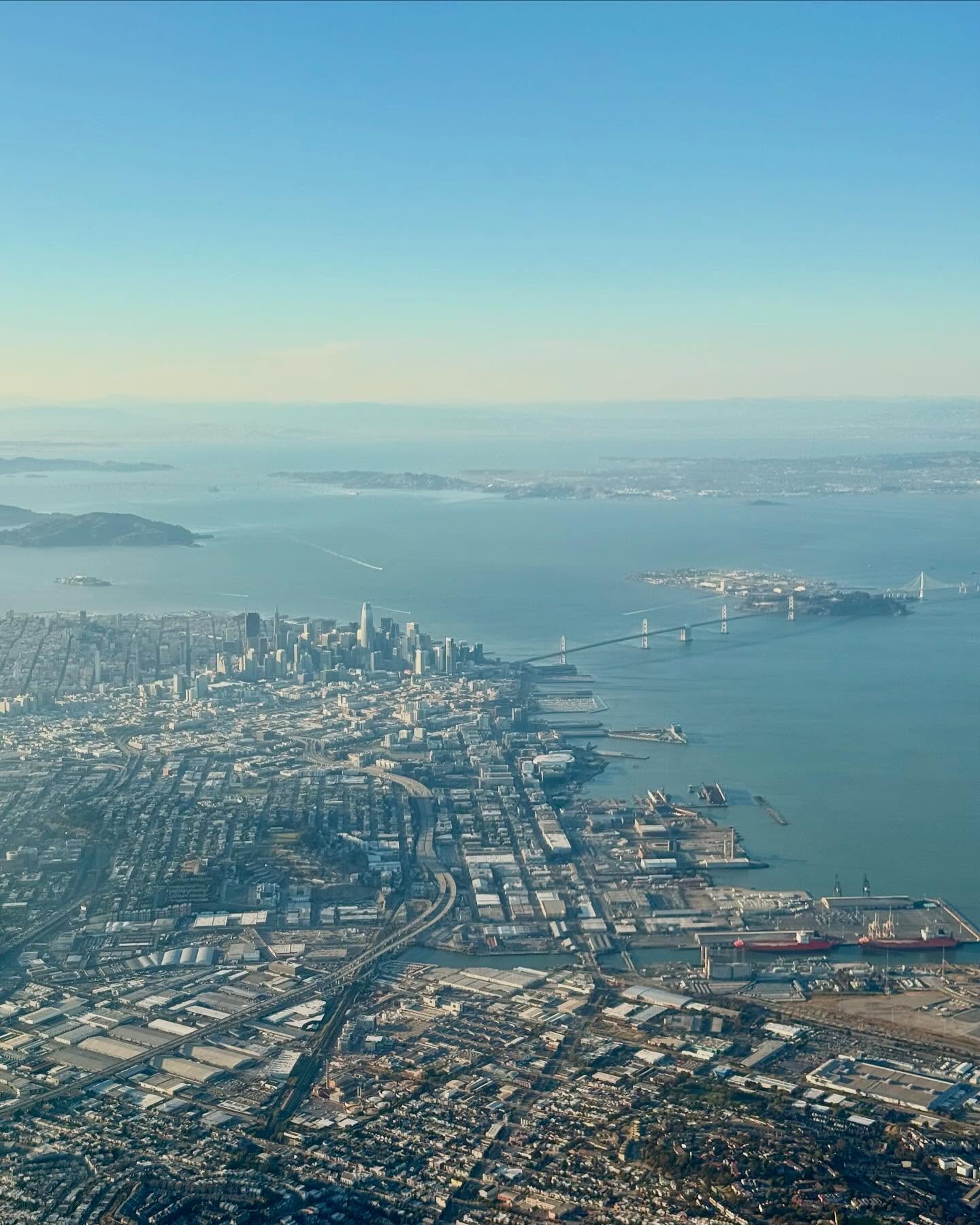 Instagram post: San Francisco from above, during our ascent a few hours ago. #sfskyline #skylinephotography #sanfranciscoskyline